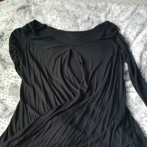 Black ling sleeve open back juniors shirt